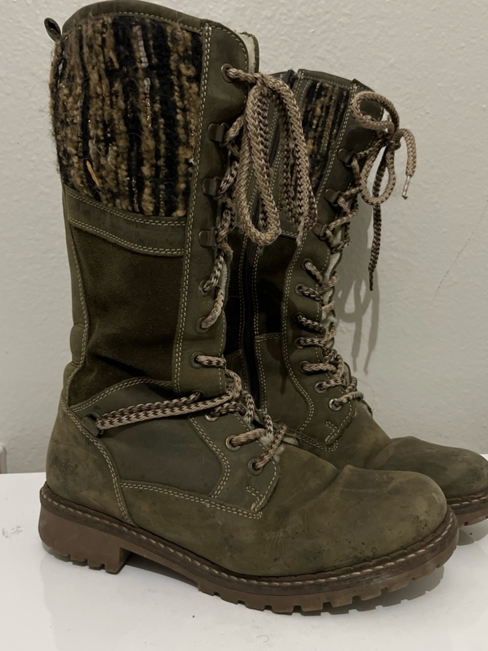 Bos. & Co. Olive Green Lace-Up Knit Cuff Women’s Boots